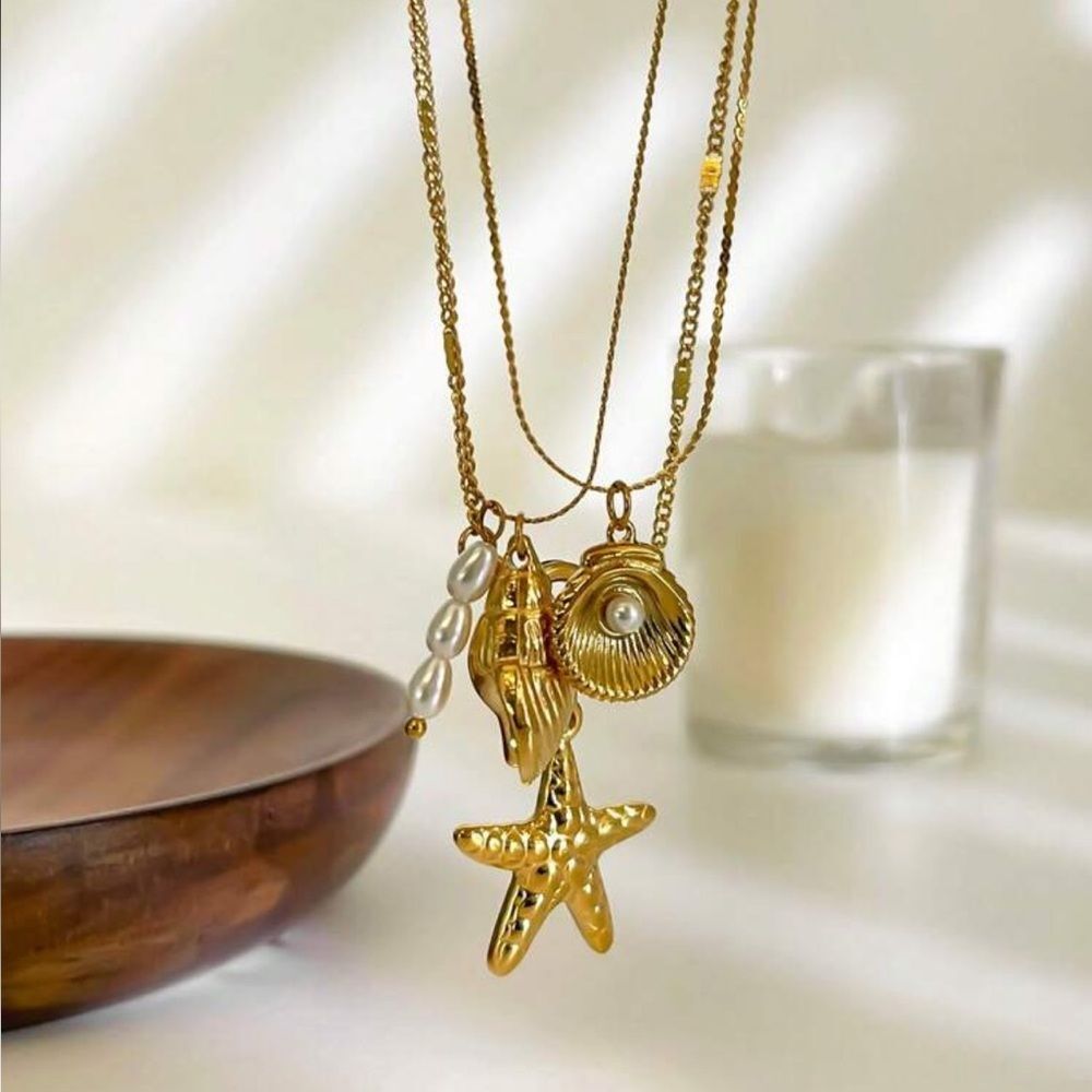 Gold Pearl Charm Necklace M737 - Picture 2 of 5